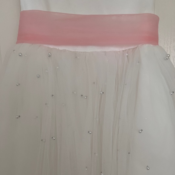 Toddler White and Ivory Flower Girl Dress with Bowknot - Picture 3 of 6